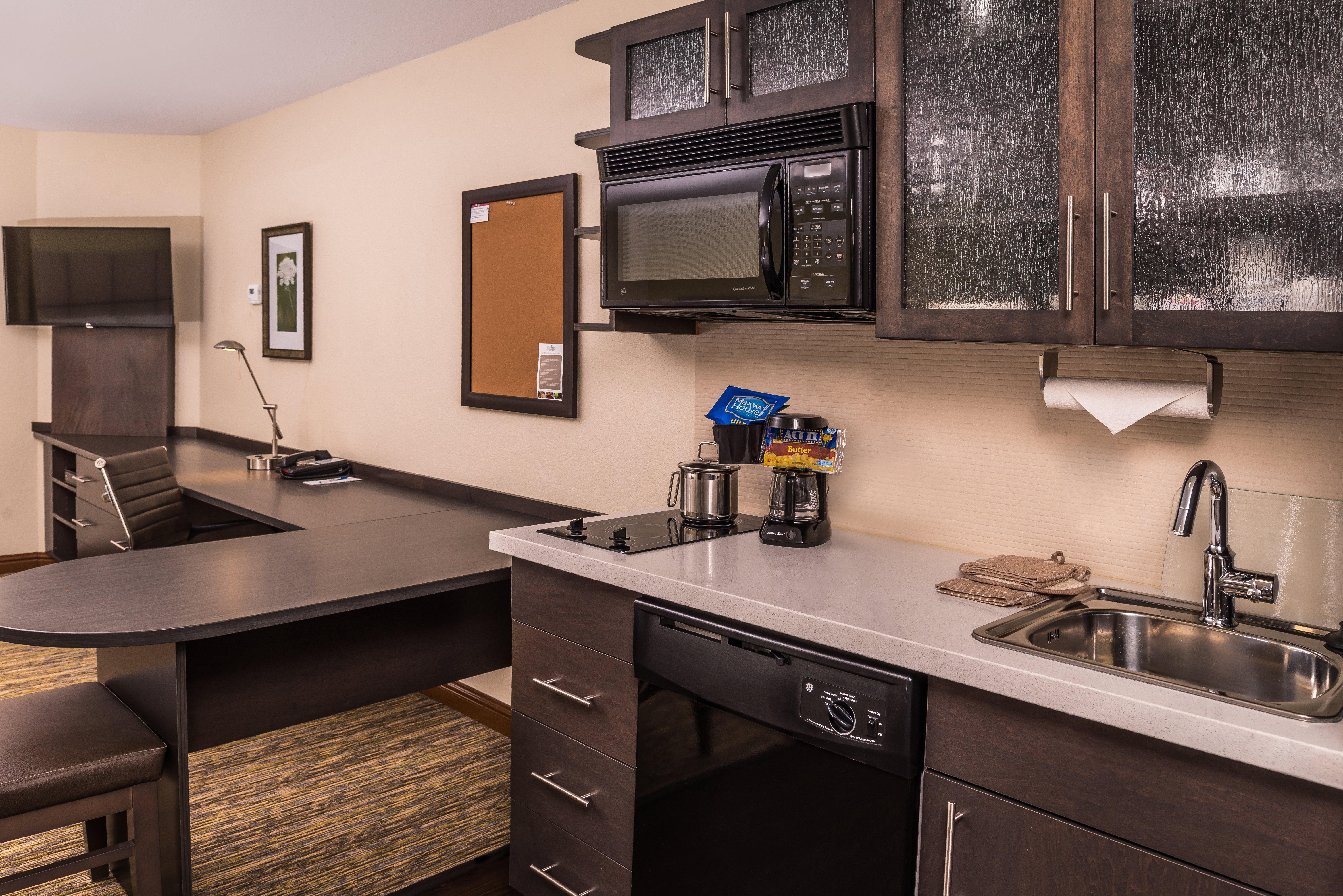 Candlewood Suites - Topeka West By Ihg Ngoại thất bức ảnh