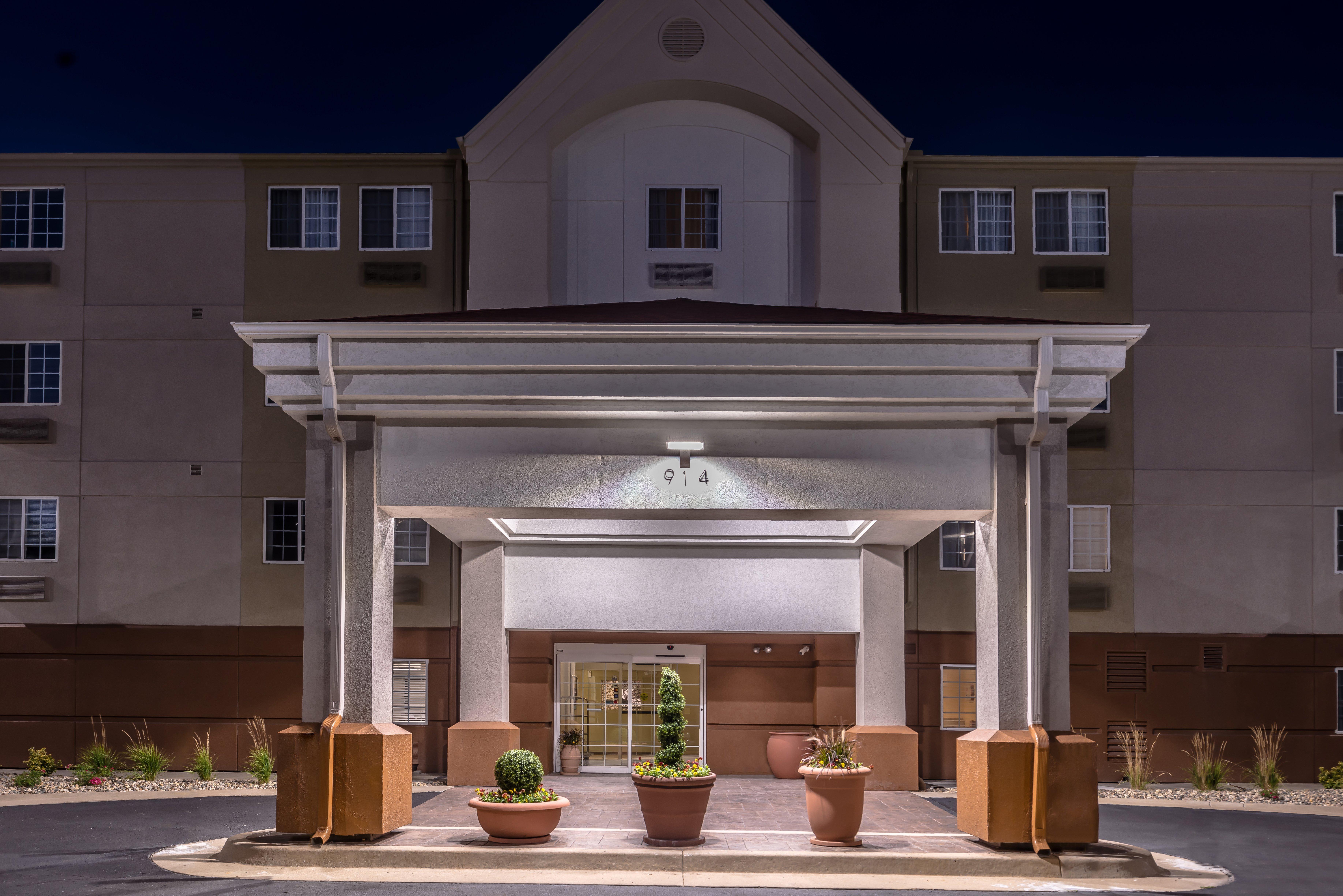 Candlewood Suites - Topeka West By Ihg Ngoại thất bức ảnh
