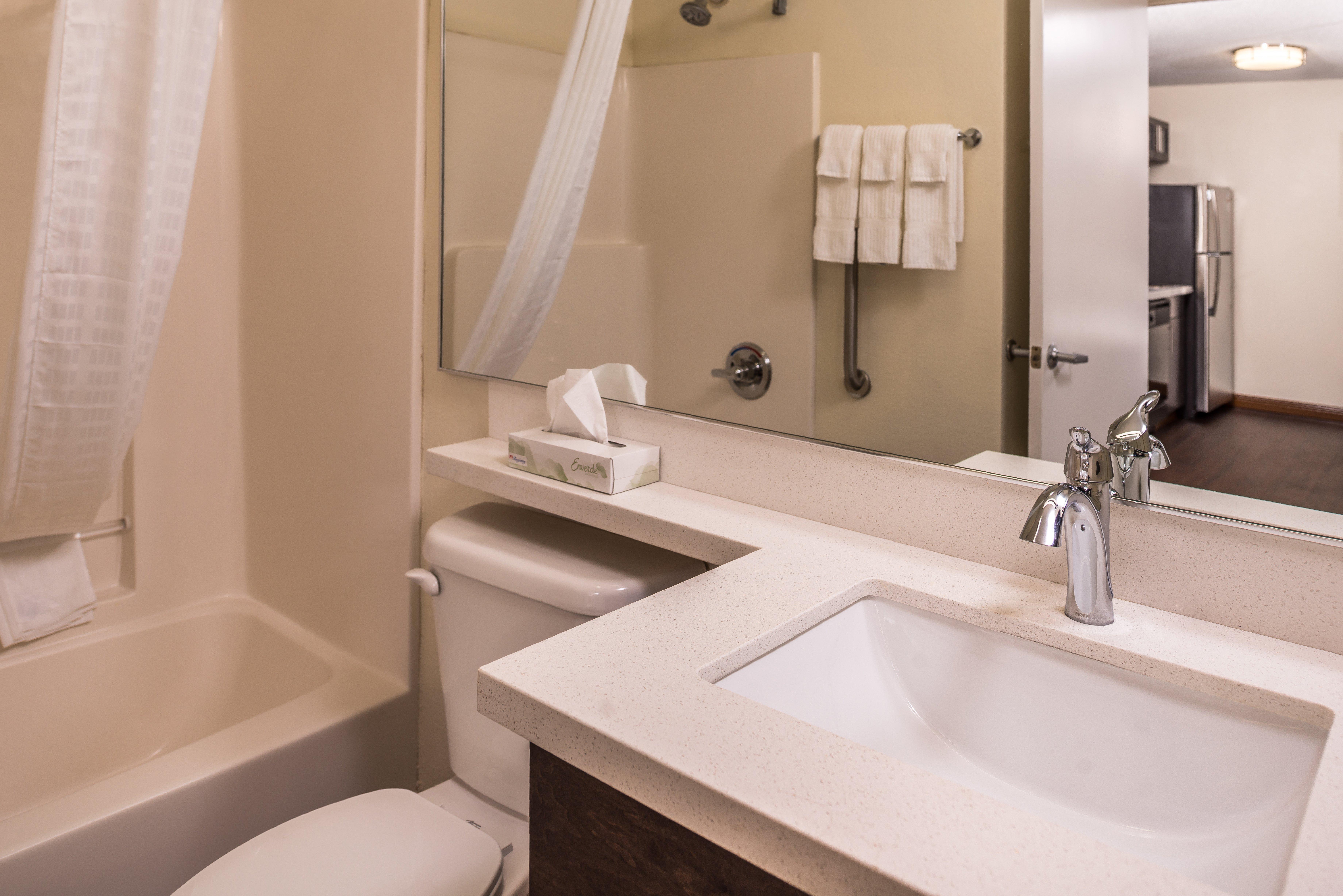 Candlewood Suites - Topeka West By Ihg Ngoại thất bức ảnh