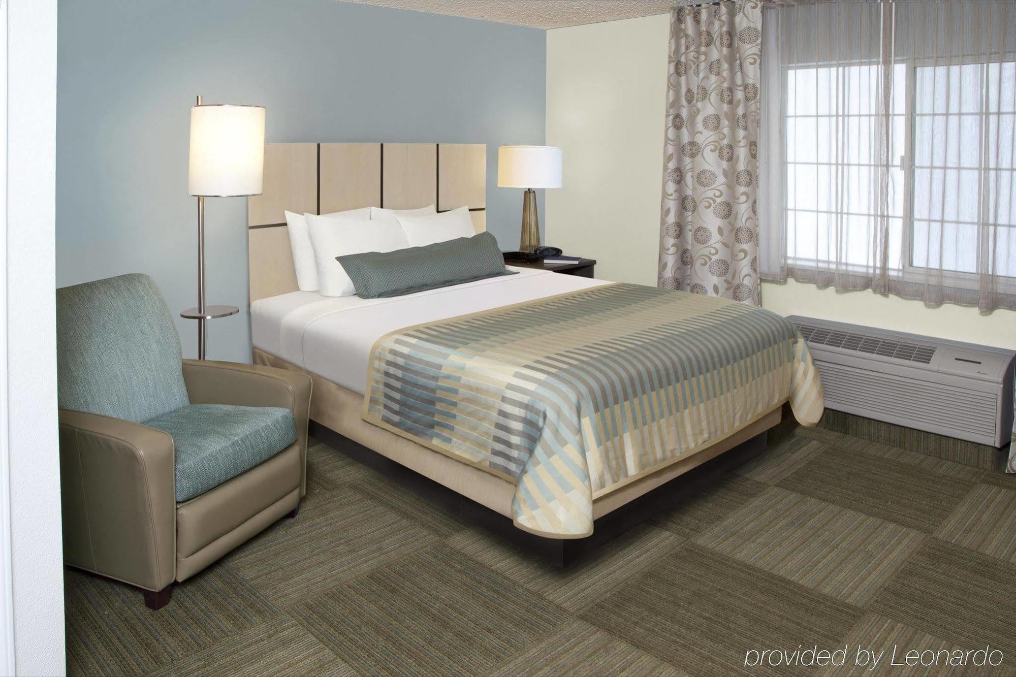 Candlewood Suites - Topeka West By Ihg Ngoại thất bức ảnh