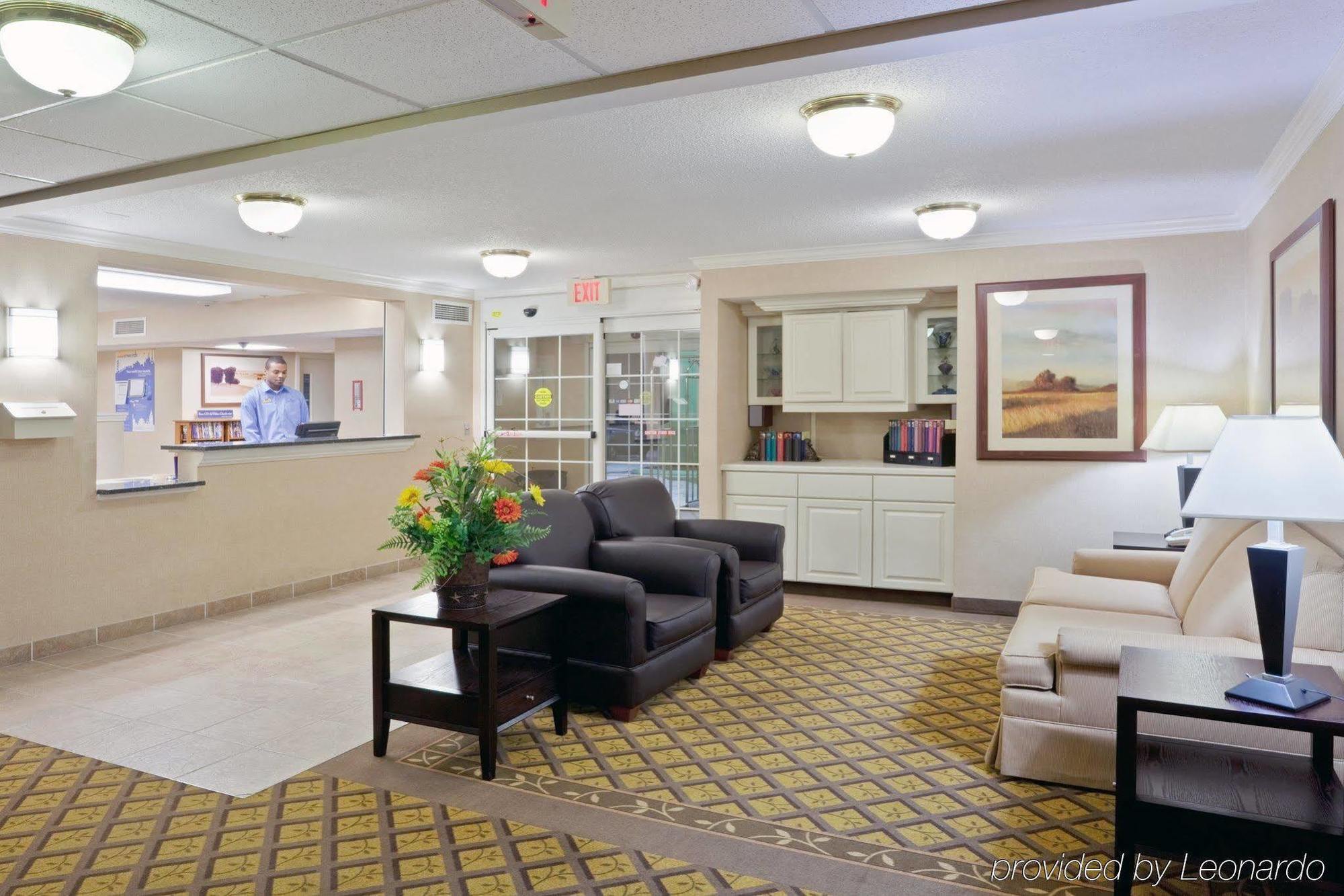 Candlewood Suites - Topeka West By Ihg Ngoại thất bức ảnh