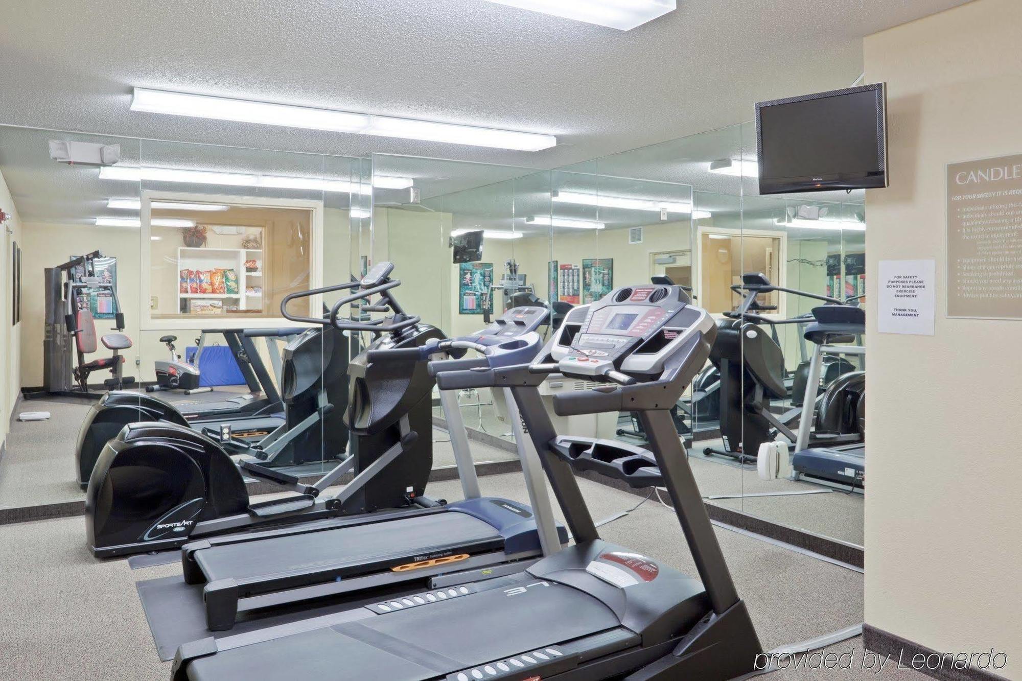 Candlewood Suites - Topeka West By Ihg Ngoại thất bức ảnh
