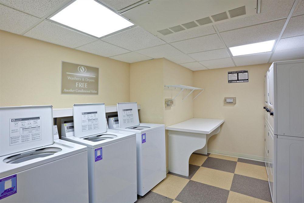 Candlewood Suites - Topeka West By Ihg Ngoại thất bức ảnh